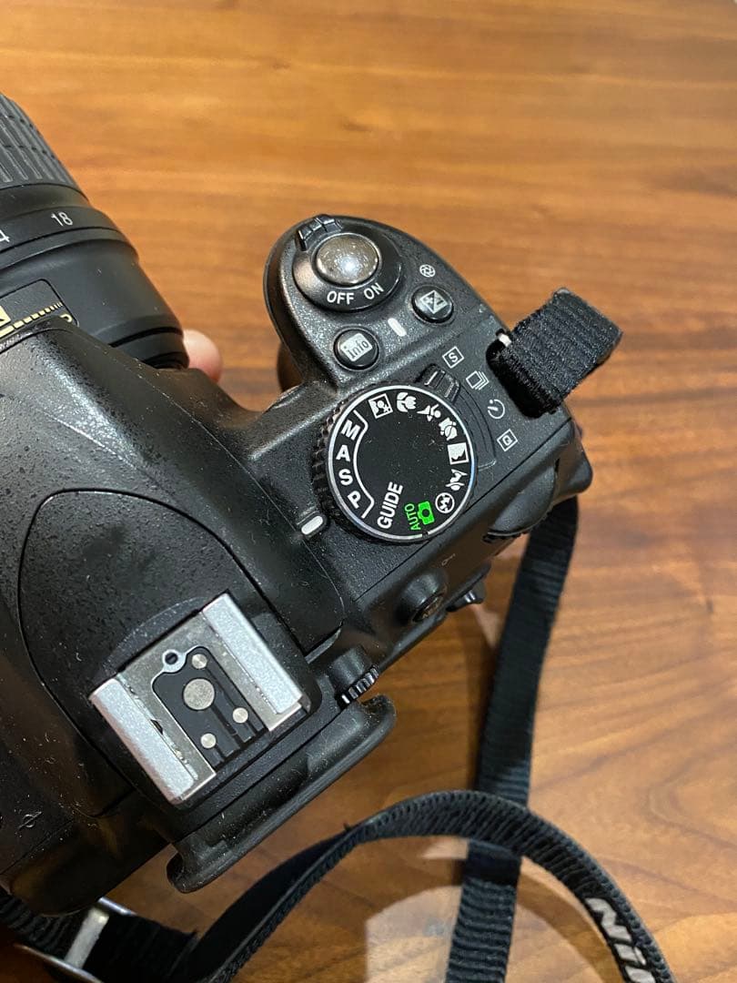 Nikon D3100 デジタル一眼　af-s 18-55 GⅡレンズ付　動作品