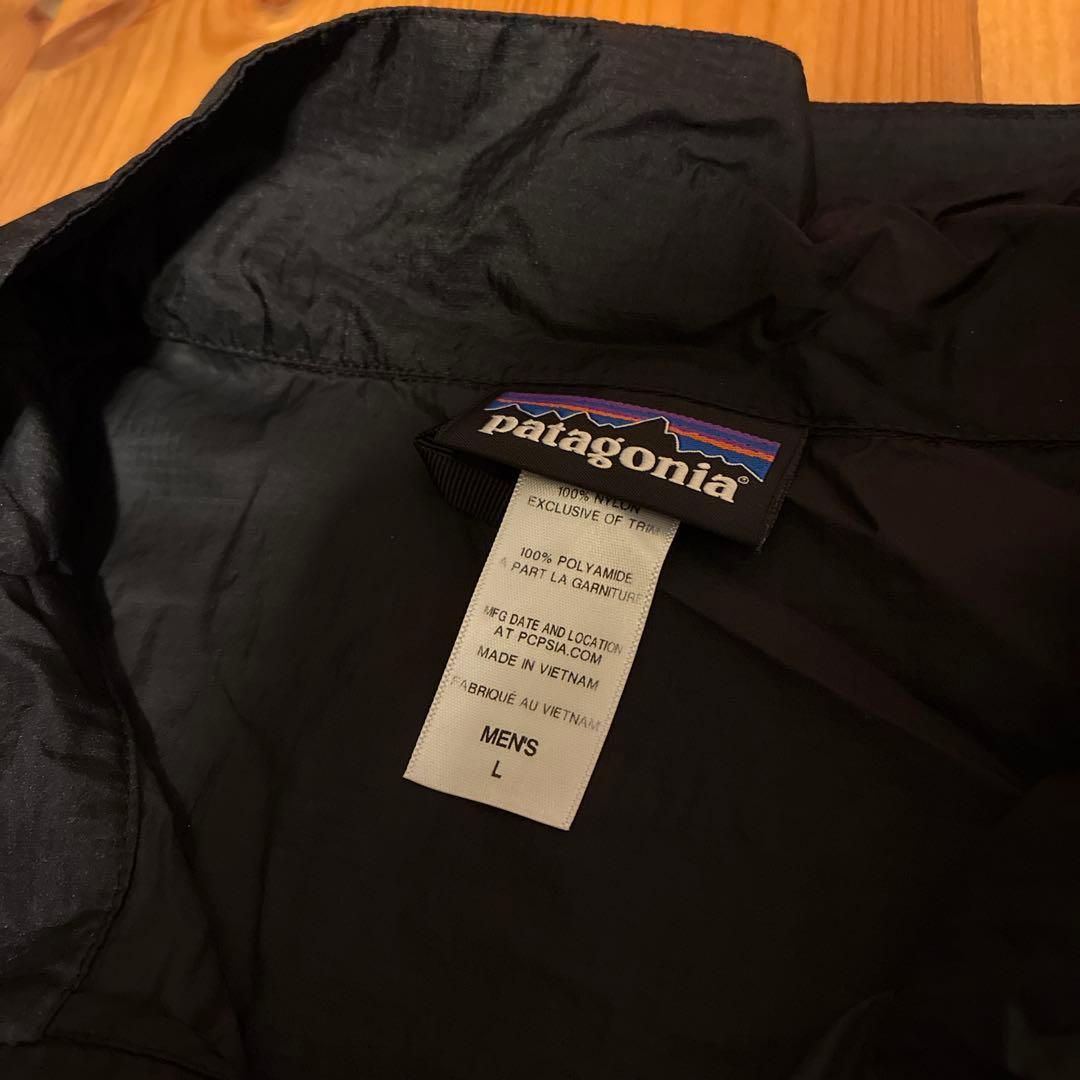 patagonia フーディニプルオーバー ナイロンジャケット　ブラック