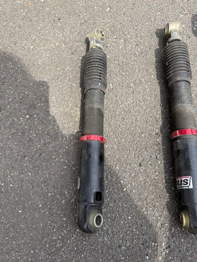 Largus 調整可能 コイルオーバーサスペンションキット