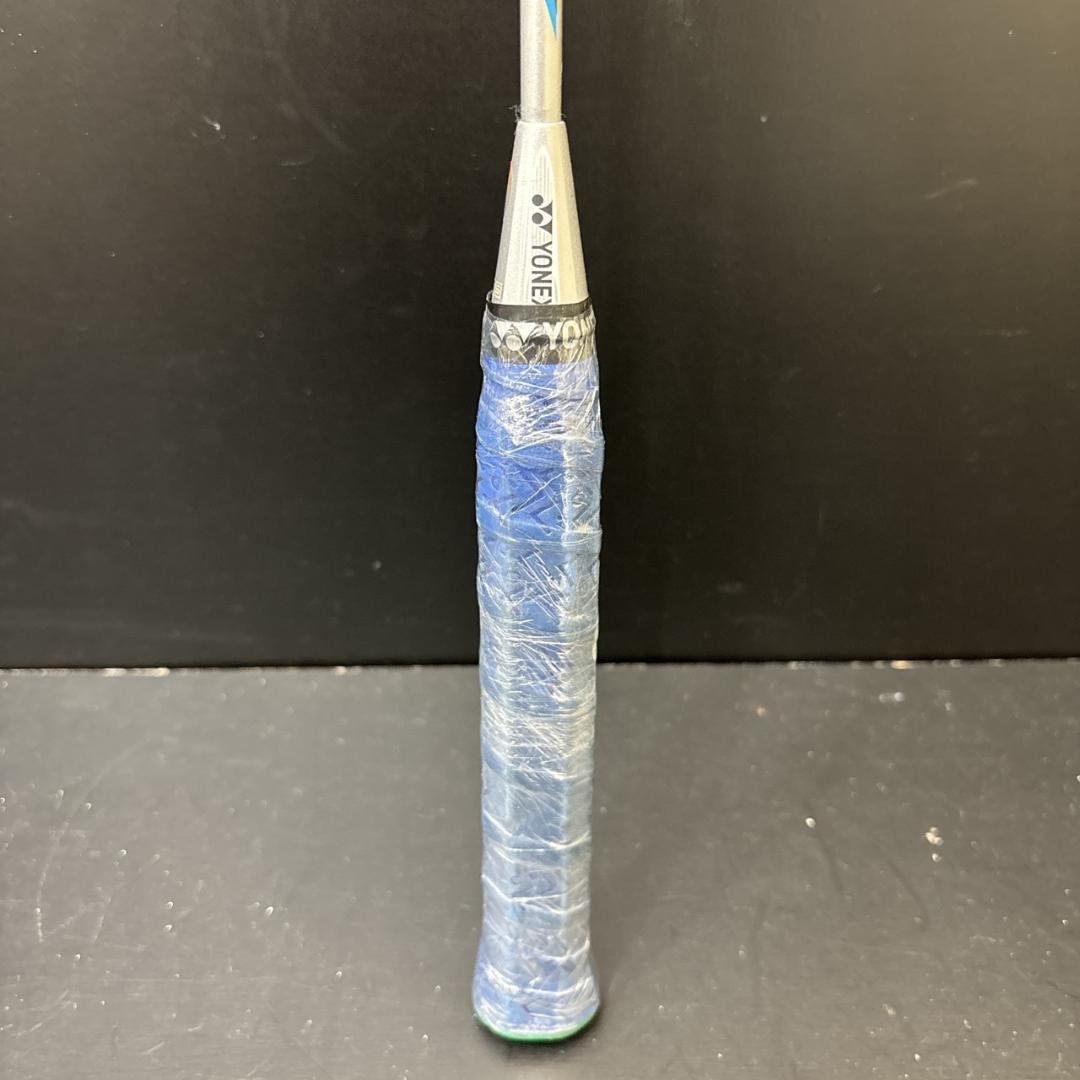 YONEX 　NANORAY　800　バトミントンラケット　ガット無し