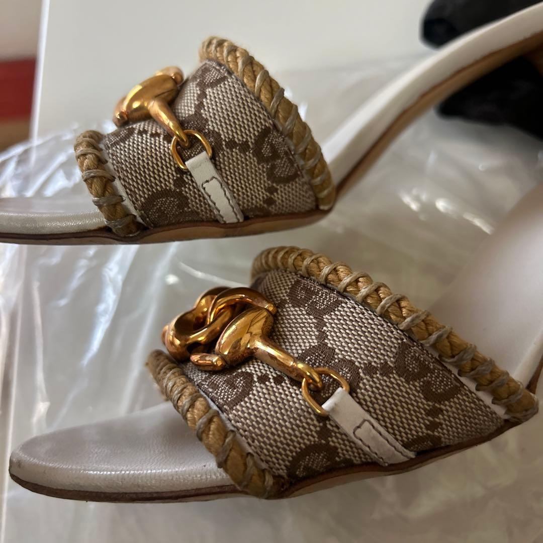 【GUCCI 】チェーン装飾 ミュール ベージュ 24センチ