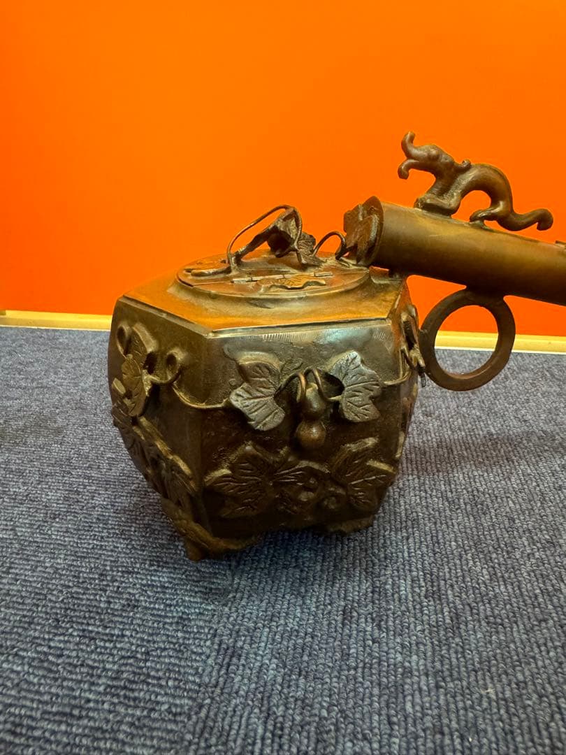 1624 中国美術　唐物　古玩　唐銅　瓢箪から駒図大矢立香炉　大明宣徳　時代物