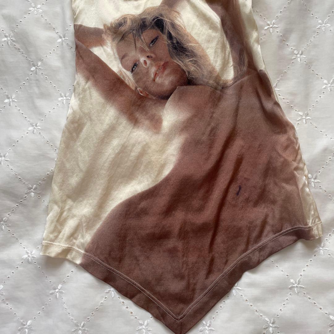 レア♡ シルクのプリントキャミソール