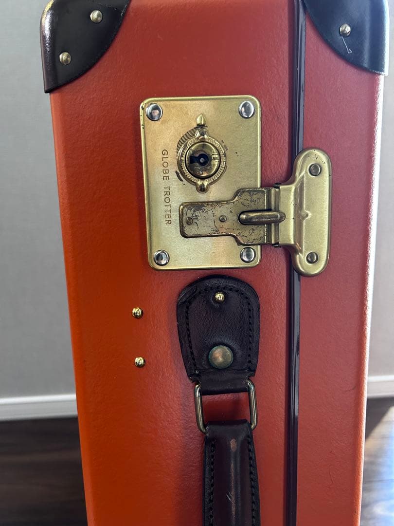 グローブトロッター　スーツケース　オレンジ　機内持ち込みサイズ