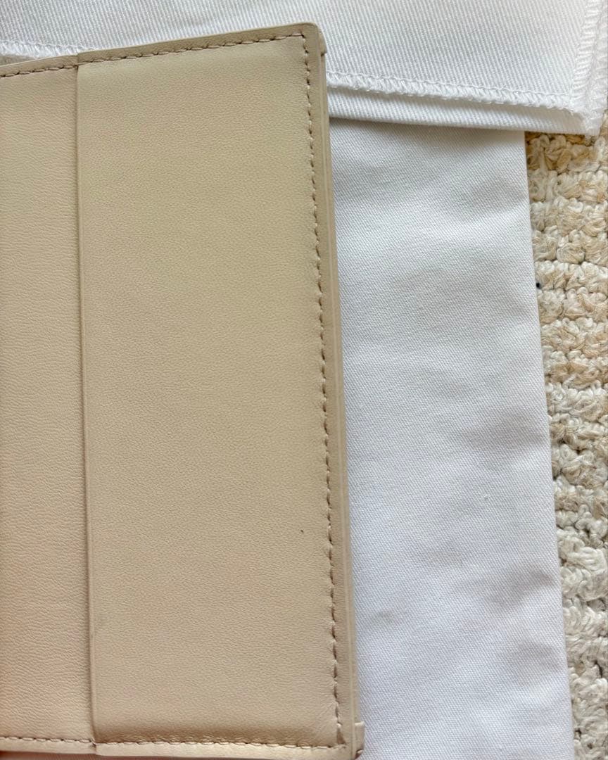 Dior 30Montaigne モンテーニュ　パスポート ケース