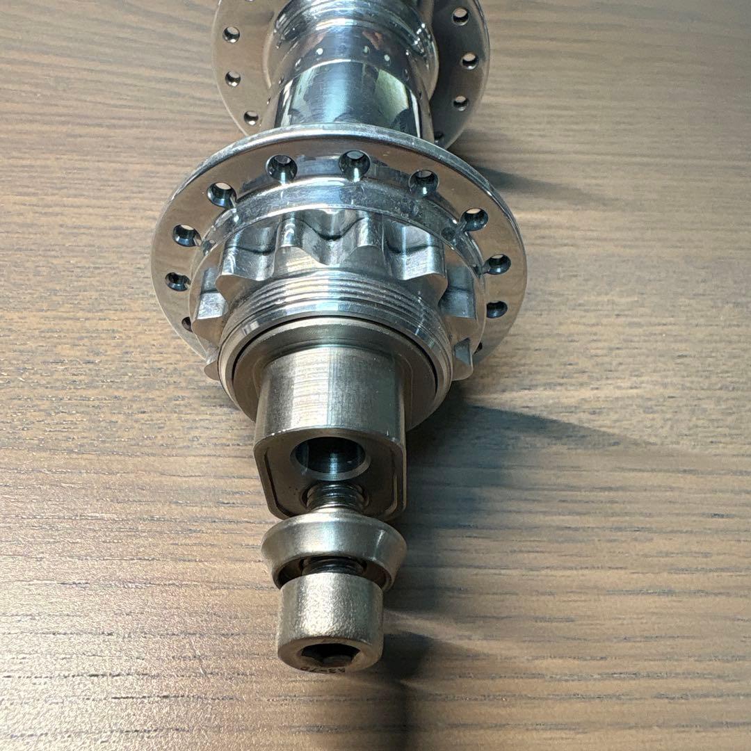 新品white industries eno エキセントリックハブ　130mm