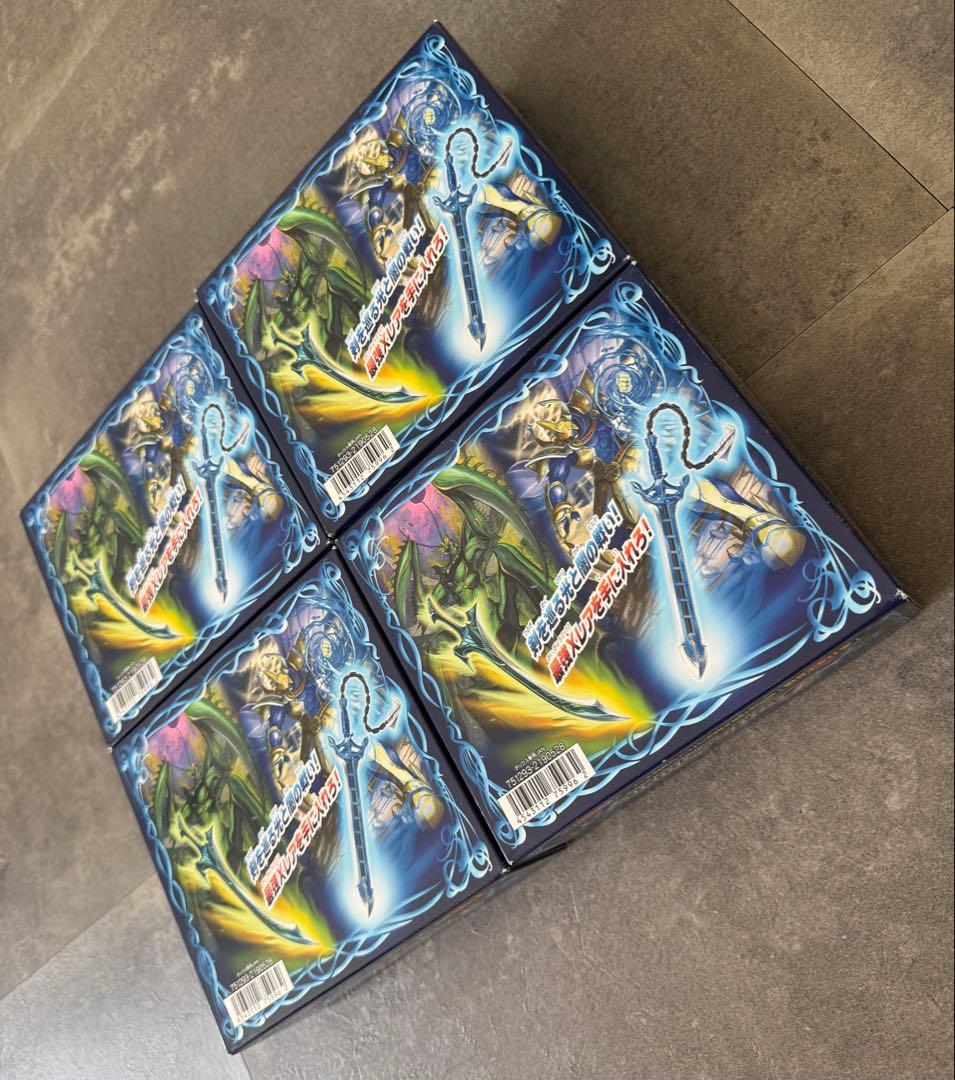 バトルスピリッツ　剣刃編　聖剣時代　ボックス　テープ付き　未開封　絶版　4BOX