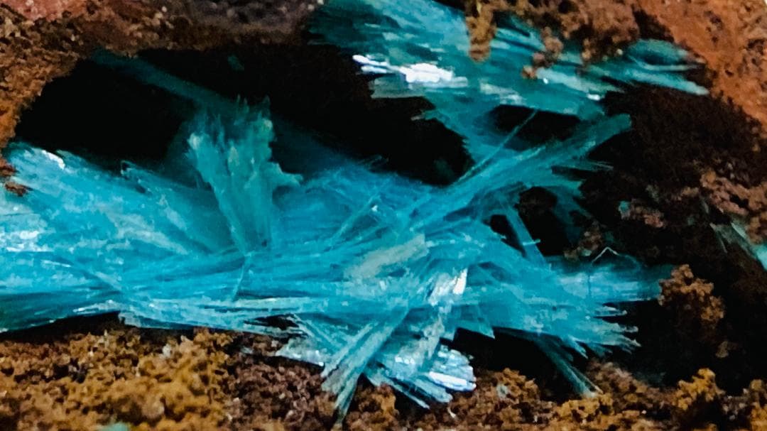 【まとめ割引あります】色合いが美しいオーリチャルサイト（水亜鉛銅鉱）水色の鉱物