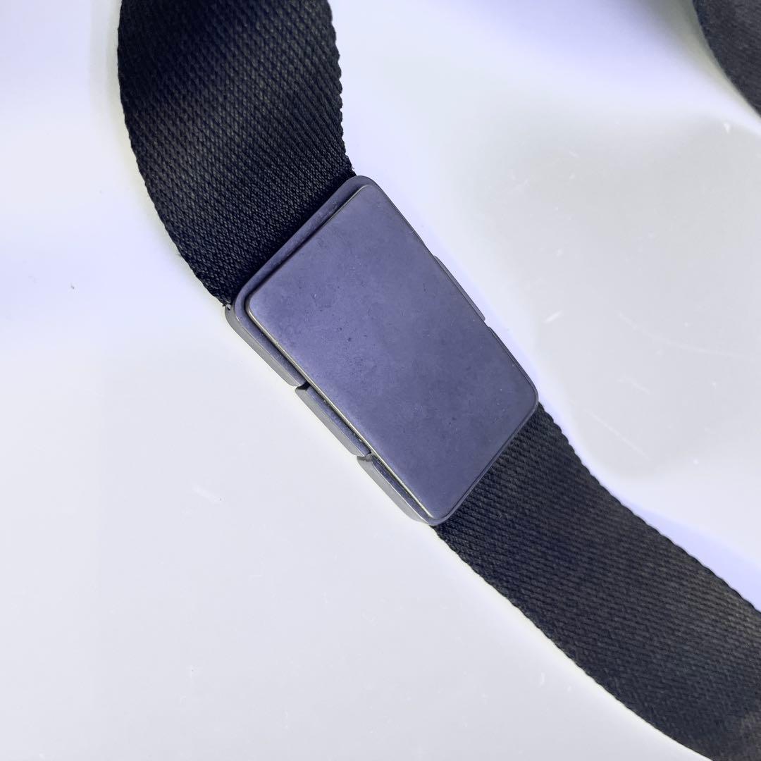 【美品】ボッテガヴェネタ　ボディバッグ　イントレチャート　ブラック