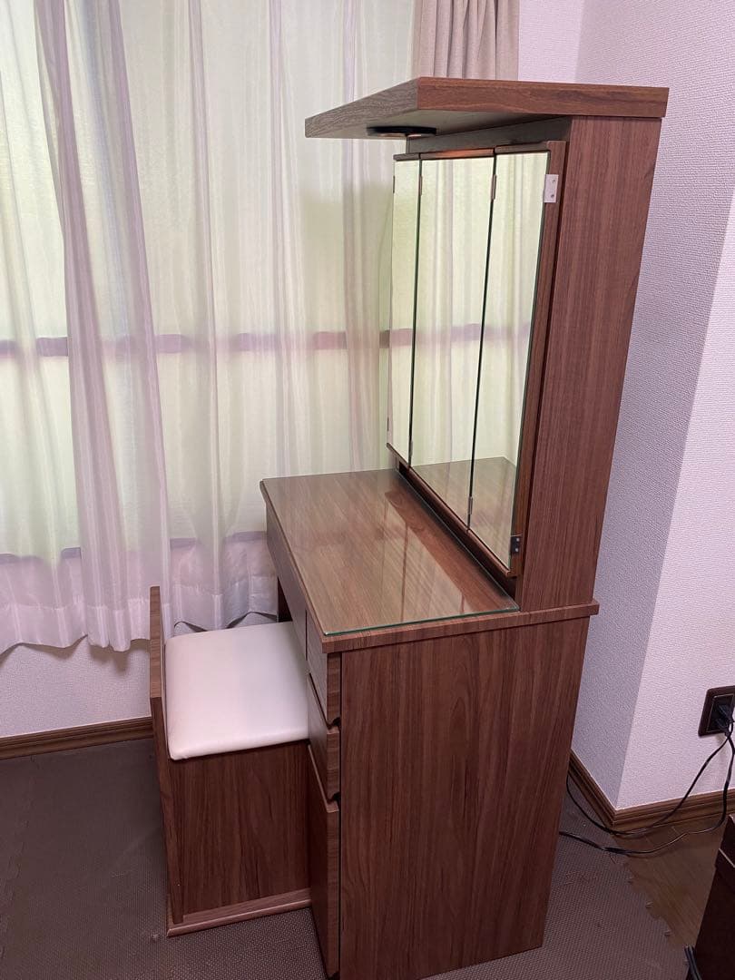 三面鏡ドレッサー 幅60cm 鏡裏収納・ライト付き