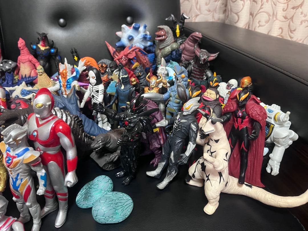 ウルトラマン ソフビ まとめ売り 約140体 変身セット ゼットライザー 怪獣