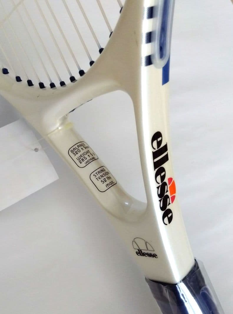 【ellesseファンへ】エレッセ限定ラケット(ケース付)