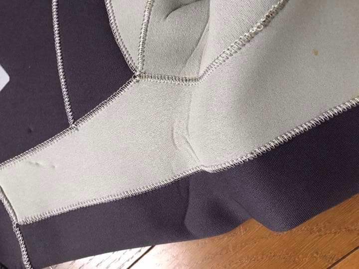 未使用ウェットスーツ スプリング