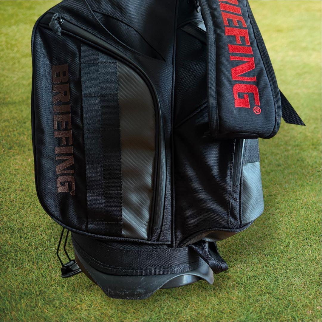 表参道ヒルズ限定モデル　ブリーフィング　キャディバッグ　黒　CR-4 カーボン