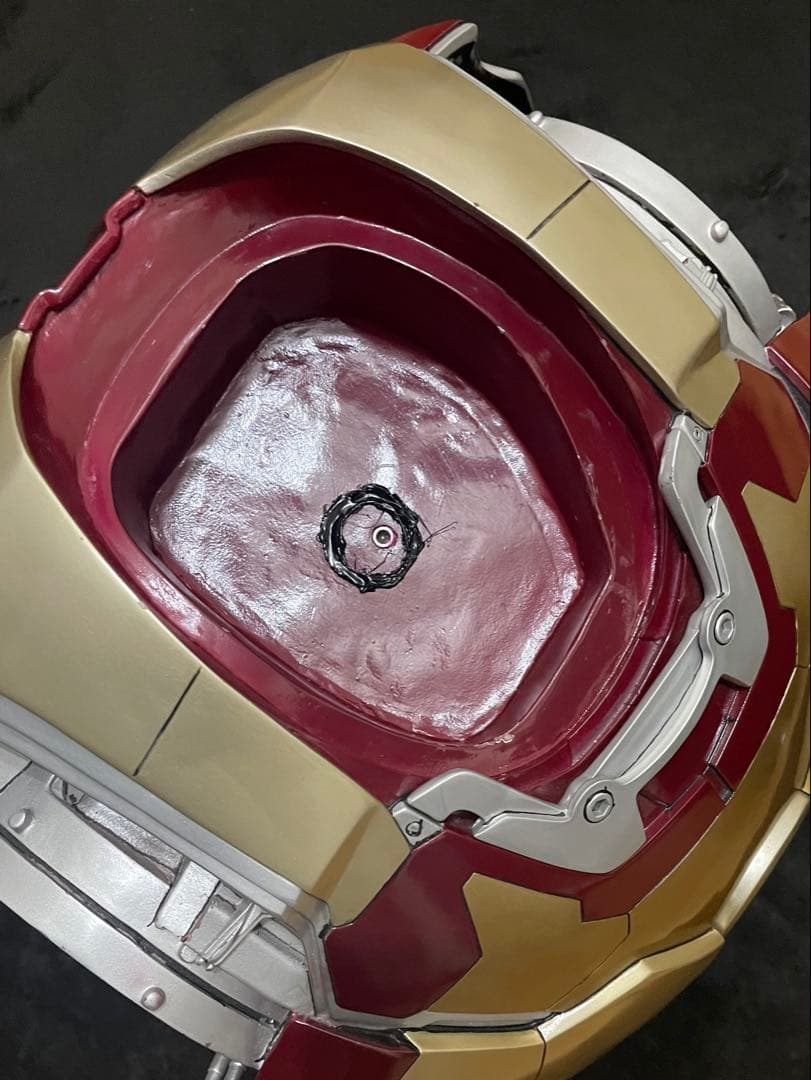 アイアンマン マーク42 サイドショウ 1/1 ライフサイズバスト