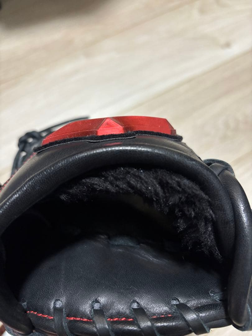 ミズノ ウィルドライブレッド　一般軟式グローブ 外野手用　左投げ用グローブ