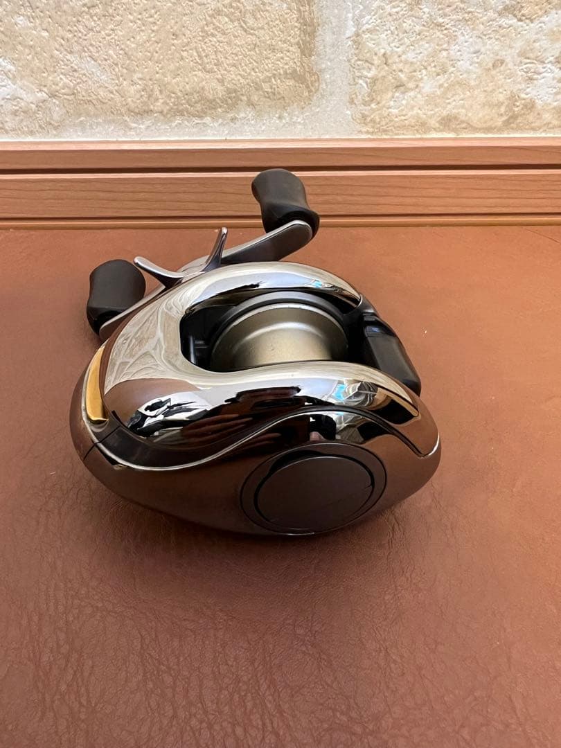 シマノ スコーピオンアンタレス右ハンドル 中古品　RH220