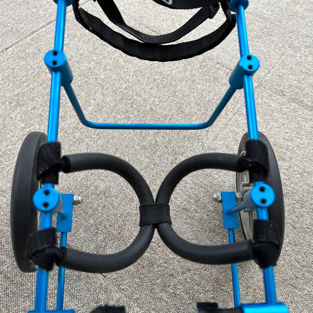 介護　リハビリ犬用車椅子