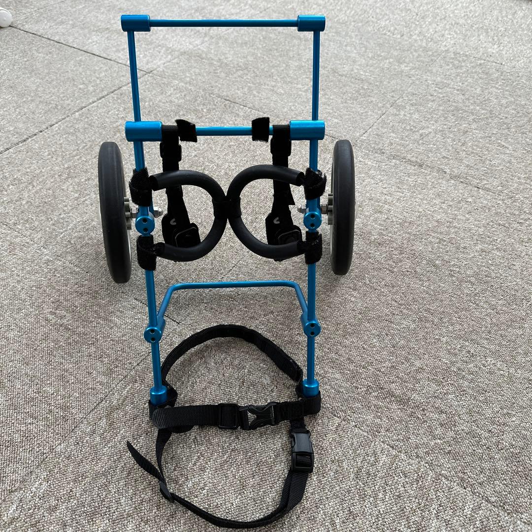 介護　リハビリ犬用車椅子