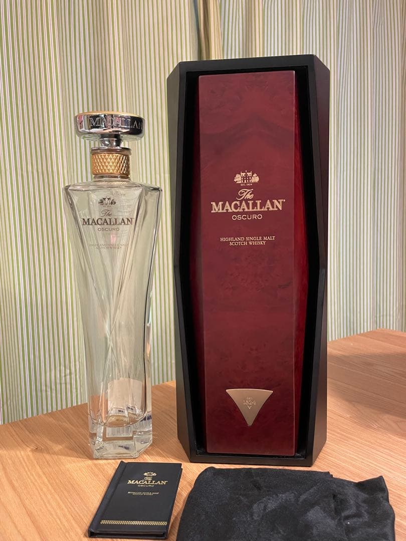 MACALLAN Oscuro マッカラン　オスクーロ　空瓶　箱付き