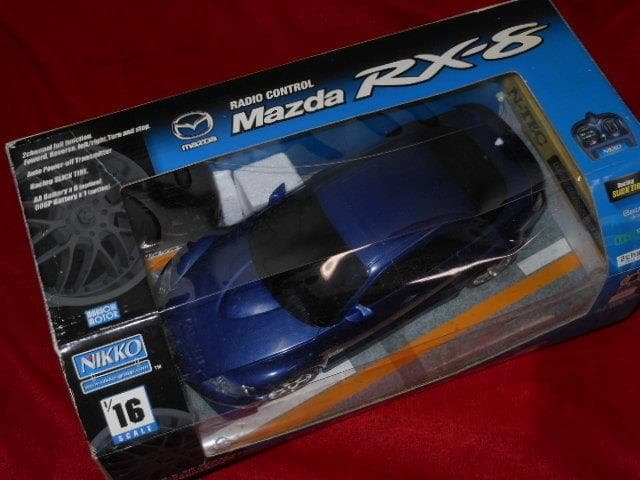 マツダ  RX-8  ラジコンカー 1/16 サイズ　未使用