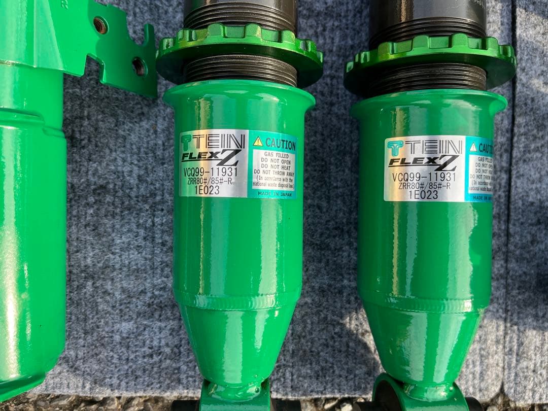 美品TEIN ZRR80 85 ZWR80 ノア ヴォクシー フルタップ 車高調