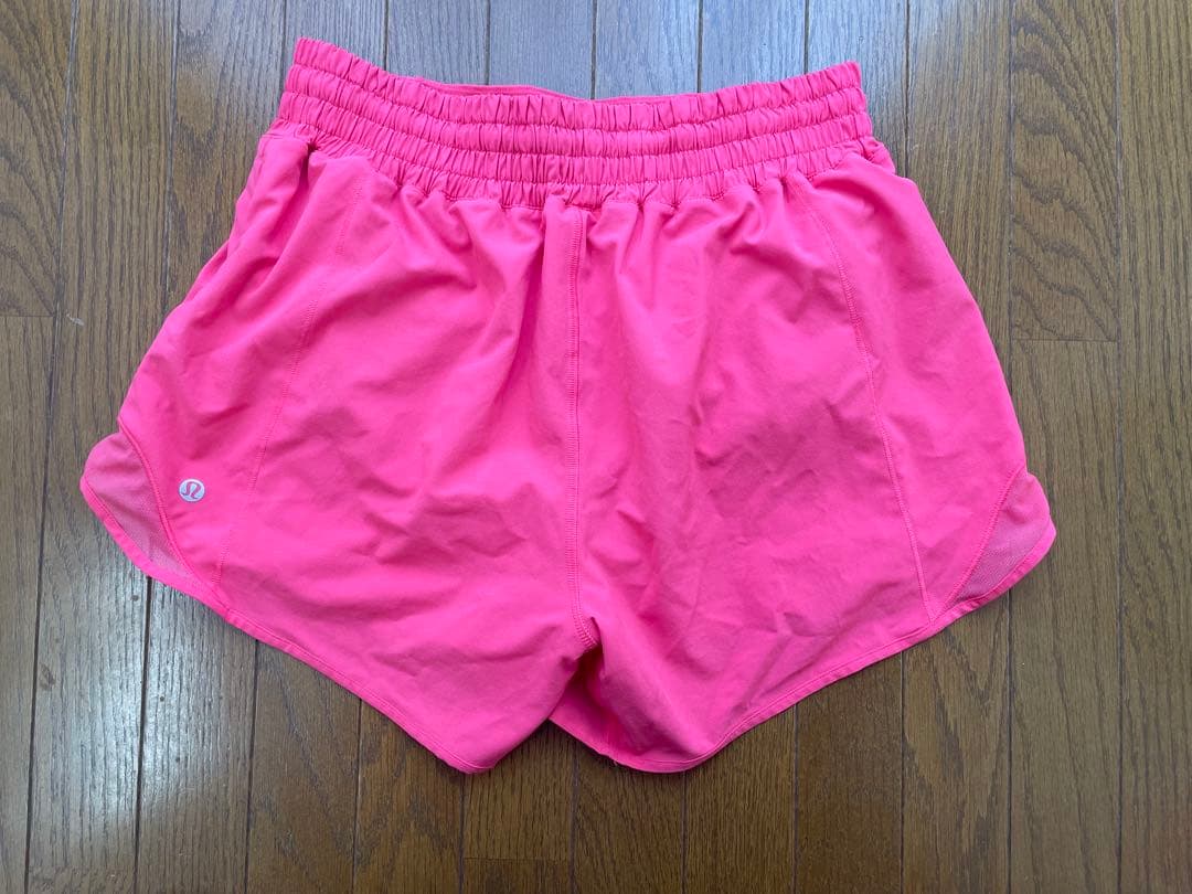 ルルレモン　半袖　ショットパンツ　上下セット　M