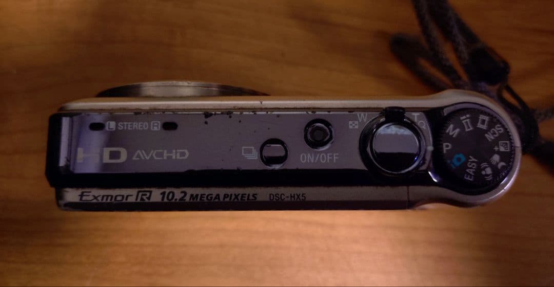 ■ソニー　デジタルスチルカメラ　DSC-HX5