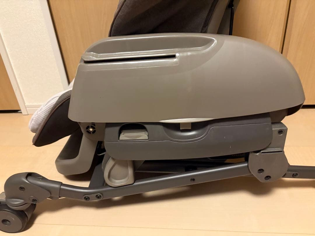 【mizuki】Combi ネムリラ AUTO SWING ベビーラック