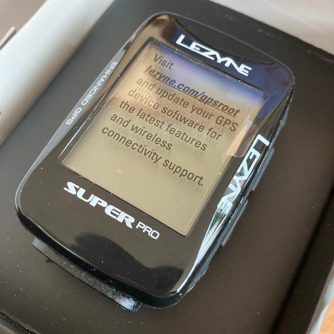LEZYNE SUPER PRO GPS サイクルコンピューター　マウント付き