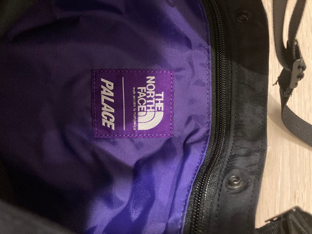 THE NORTH FACE PALACE カモフラ サコッシュ