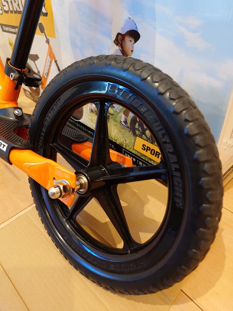 【美品室内保管】ストライダー12インチスポーツモデル オレンジ