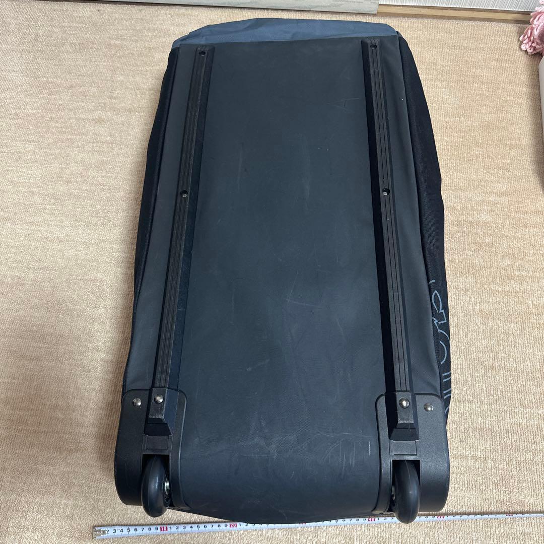 adidas ボストンバッグ キャスター付き