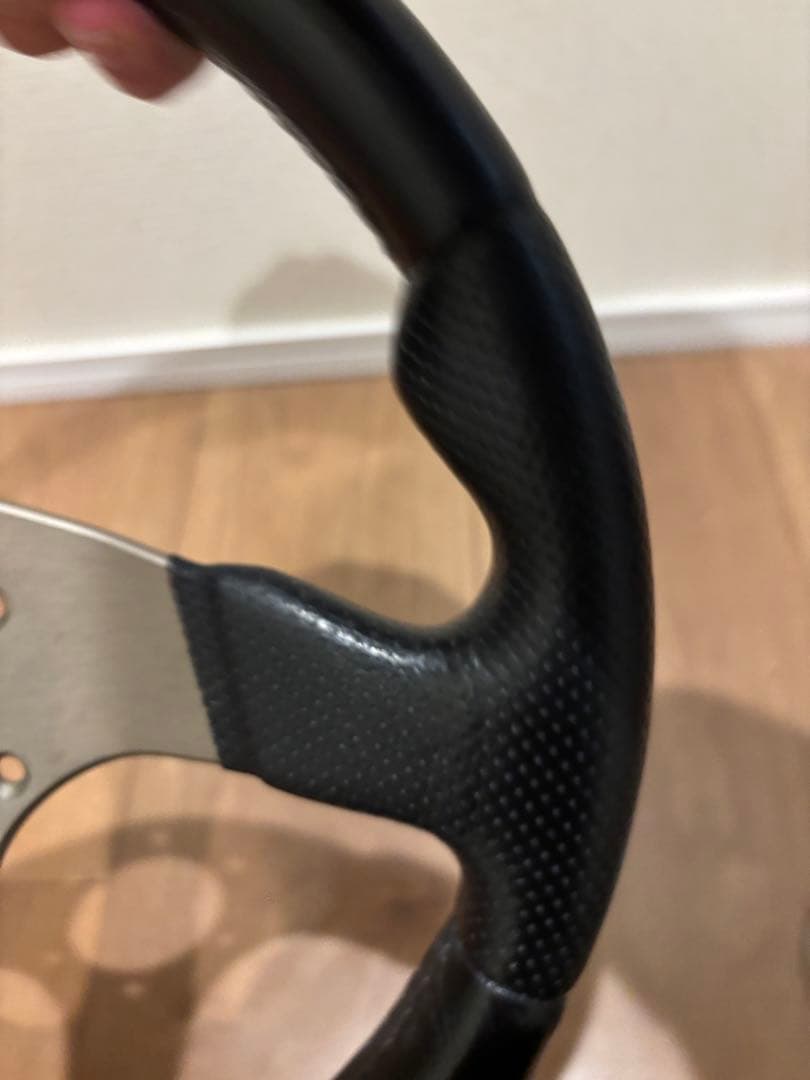 モモRACE ステアリングホイール　32π 正規品