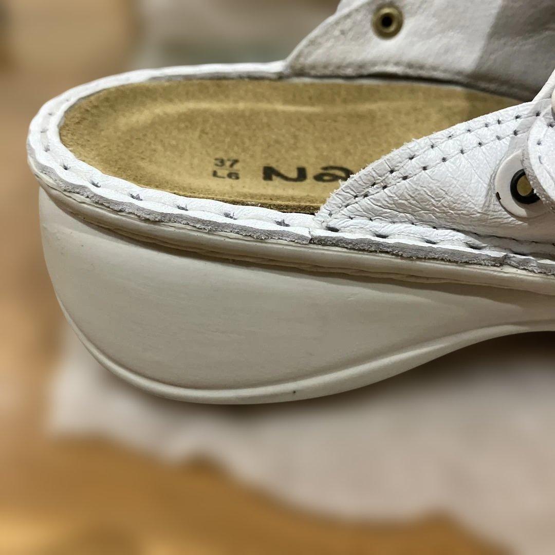 美品!☆NAOTO IRIS ホワイト　37安藤明子