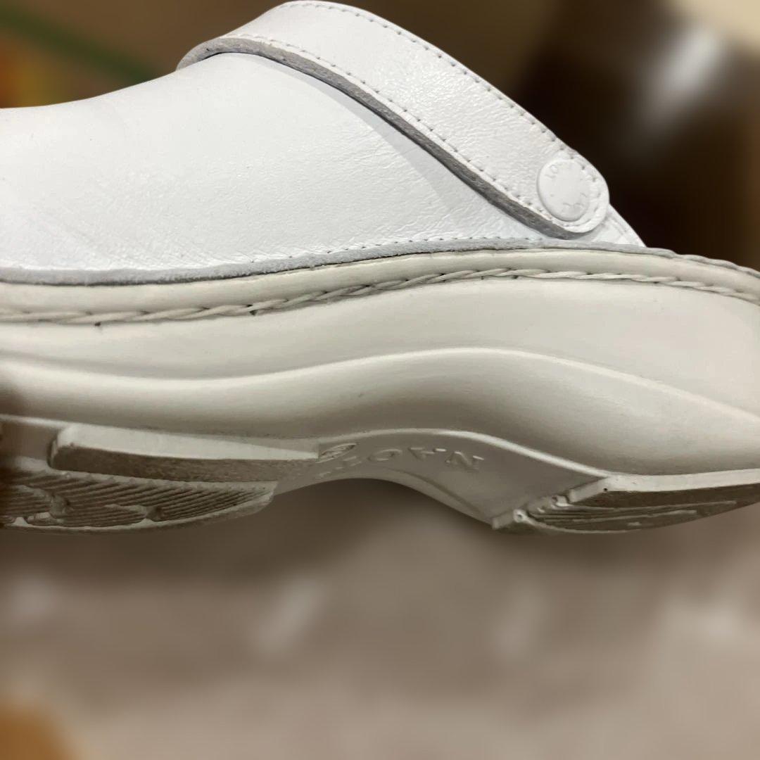 美品!☆NAOTO IRIS ホワイト　37安藤明子