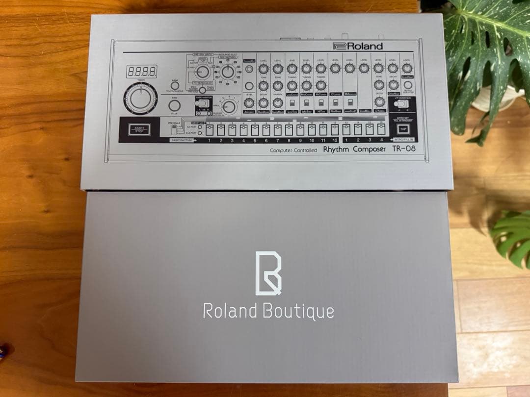 美品！Roland TR-08リズムコンポーザー