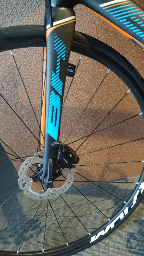 【美品】BH　クオーツQUARTZ　Disc　フルカーボン　105　油圧