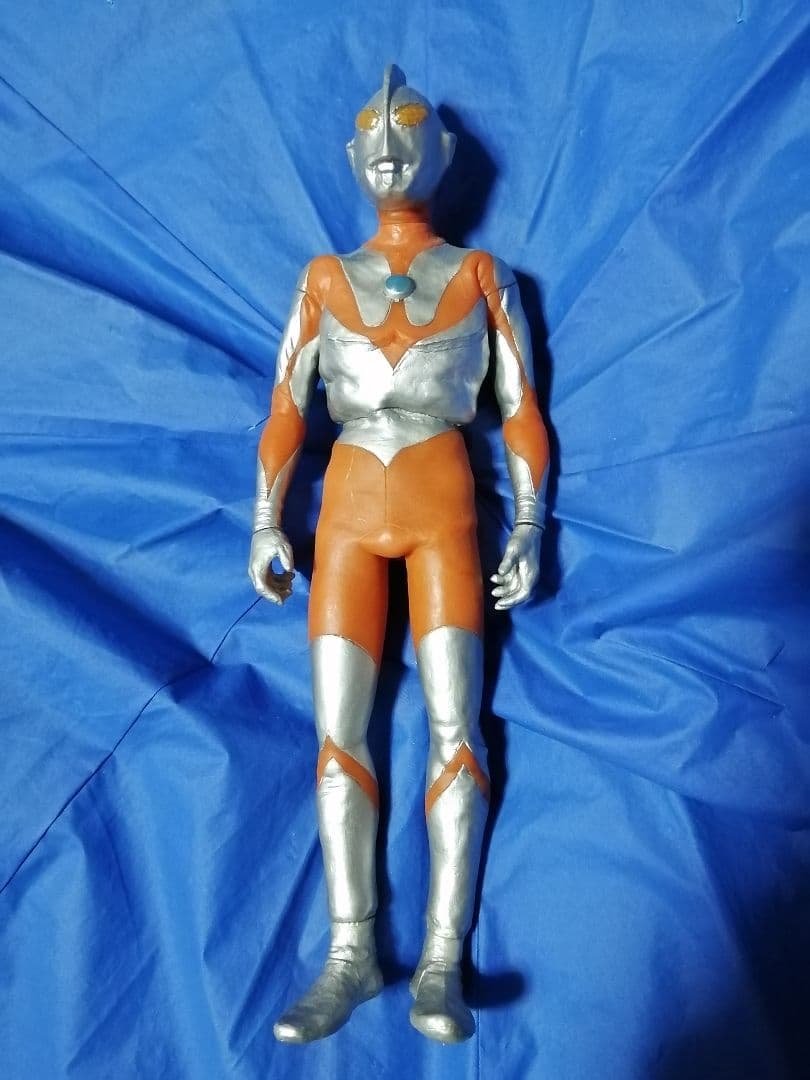 ま*ん様 大怪獣シリーズ　ウルトラマン＆ベムラー２体セット