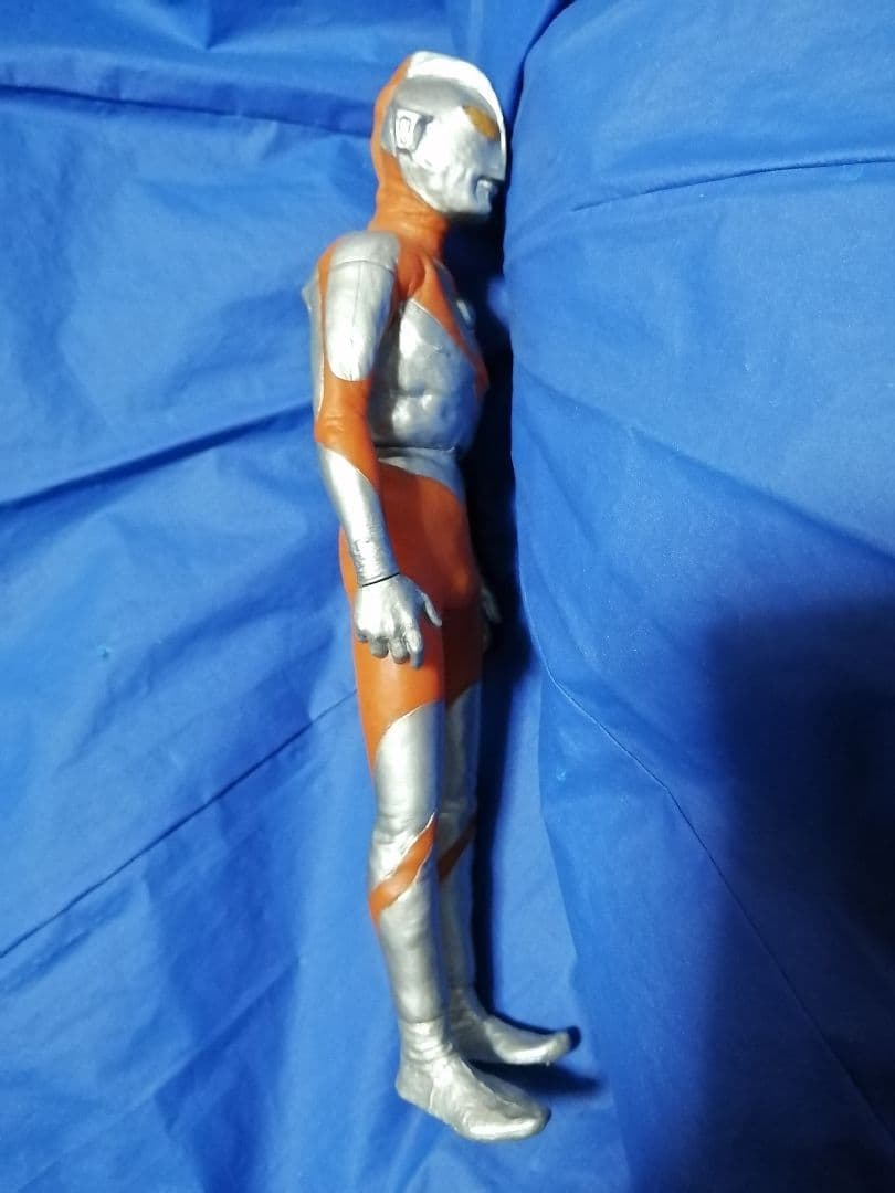 ま*ん様 大怪獣シリーズ　ウルトラマン＆ベムラー２体セット