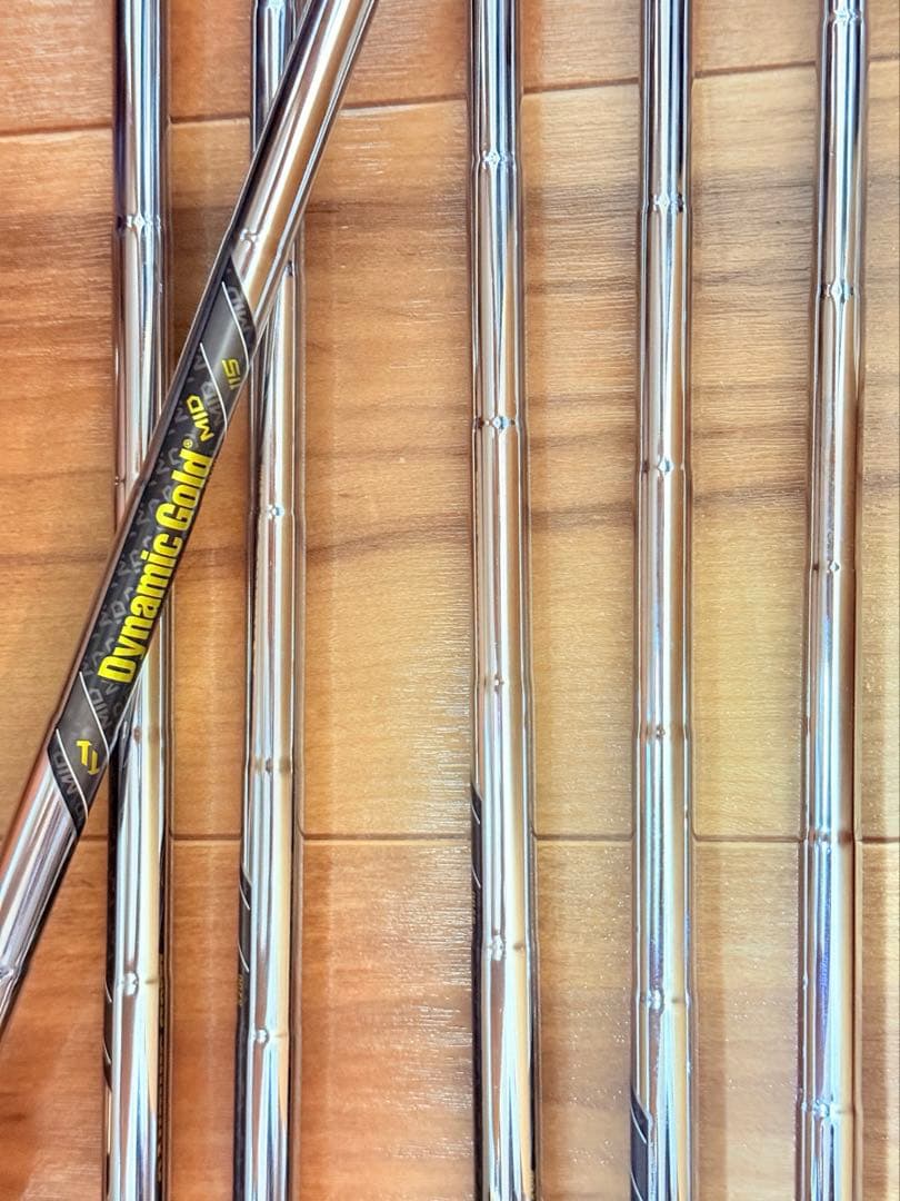 【美品】スリクソン　zxi5 DGmid 115S 5-pw