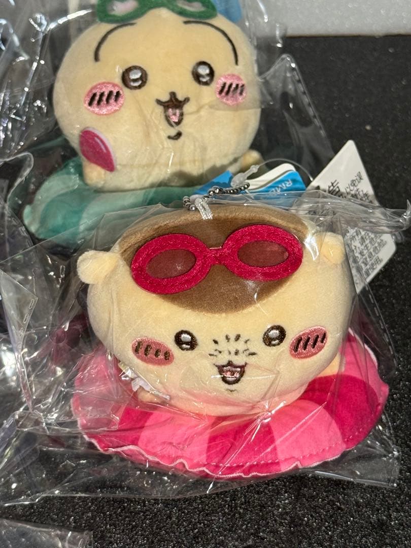 【海外限定】ちいかわminiso 猛暑の夏 マスコット 浮き輪 全7点セット