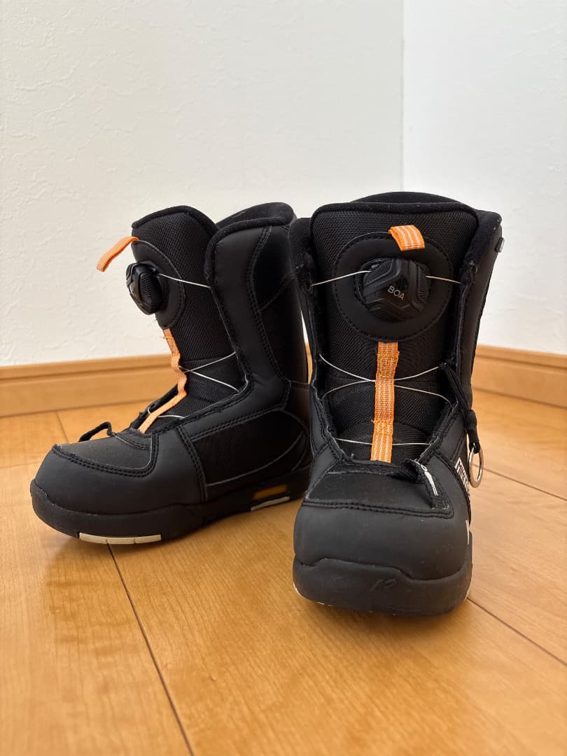 子ども用スノーボードブーツK2とボードZUMAセット
