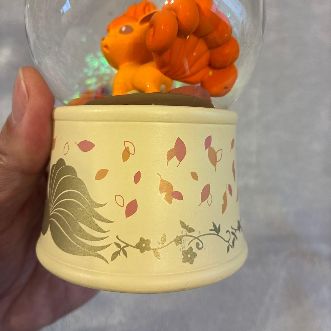 ロコン・アローラロコン スノードームセット　ポケモンセンター