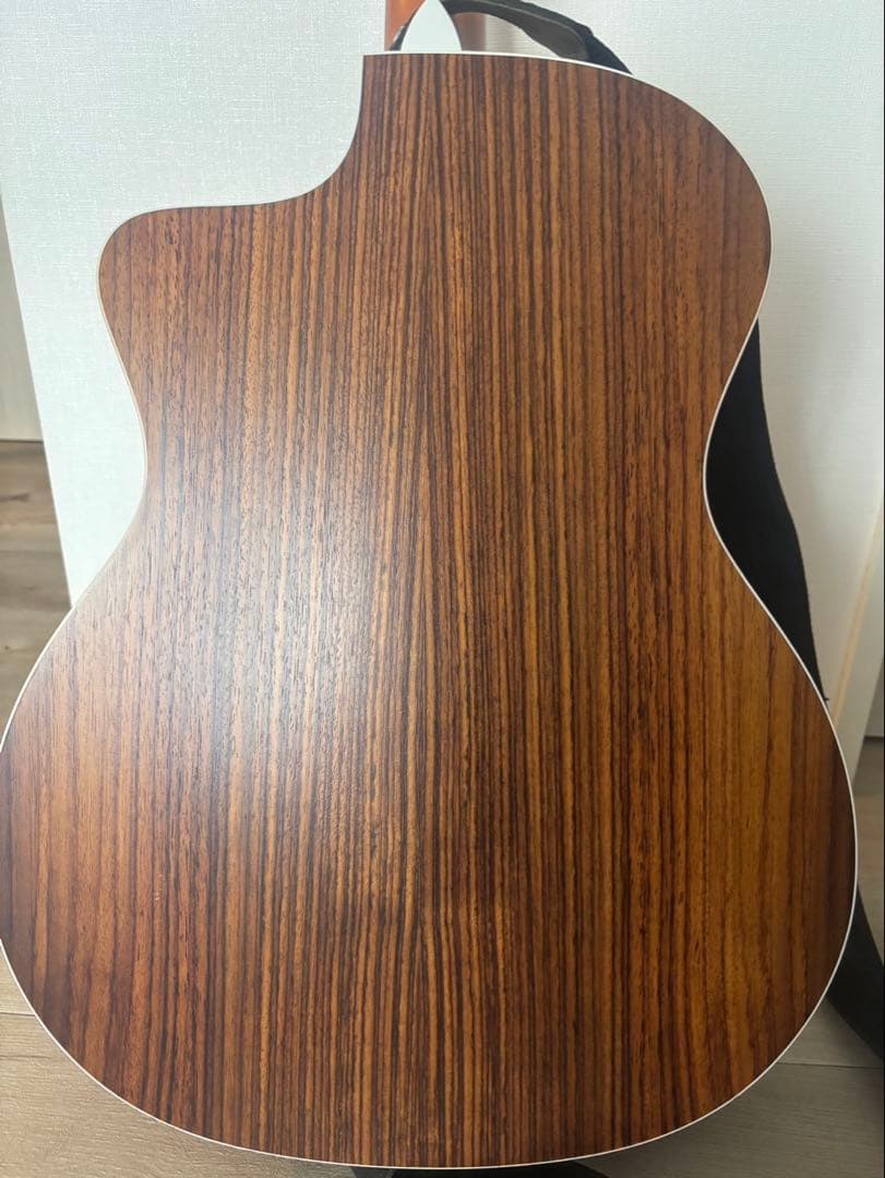 とにーTaylor アコースティックギター エレクトリック搭載