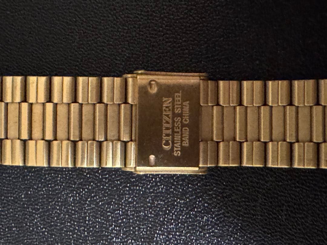 CITIZEN C-3PO スターウォーズ ゴールドデジタル腕時計