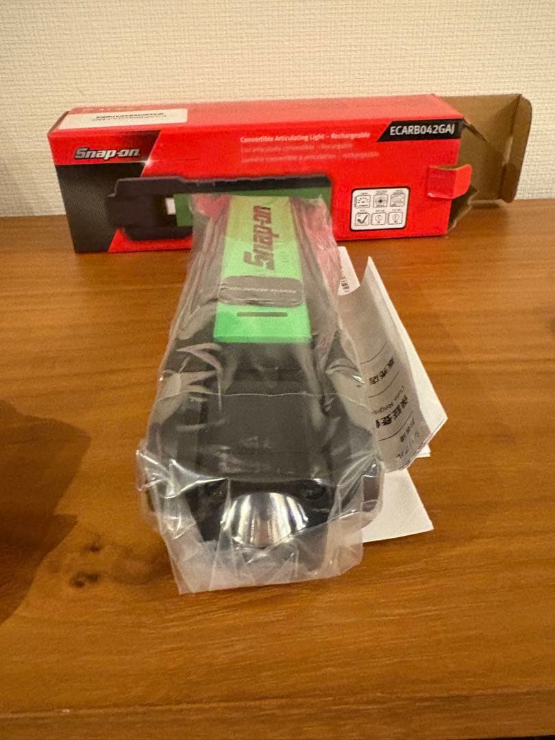 スナップオン　LEDワークライトECARBO42GAJ グリーン