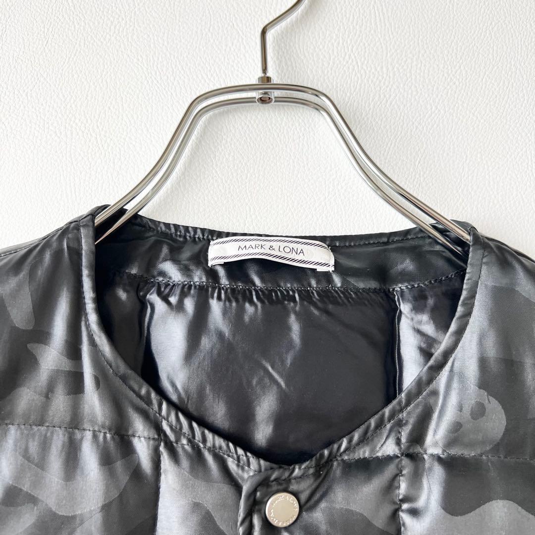 3265【美品】マークアンドロナ　ダウンベスト カモフラ柄 スカルロゴ　S 黒