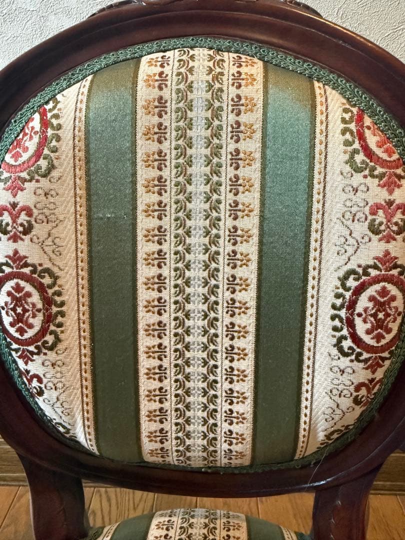 ドールチェア　クラシックアームチェア 木製 ストライプ柄　ミニチュアチェア