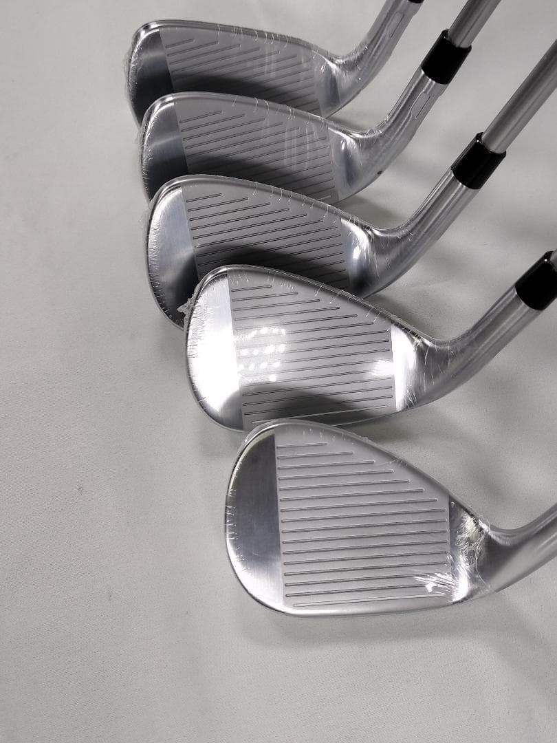 【女性：新品：L】5本S テーラーメイド⭐QIアイアン ELDIO TM40
